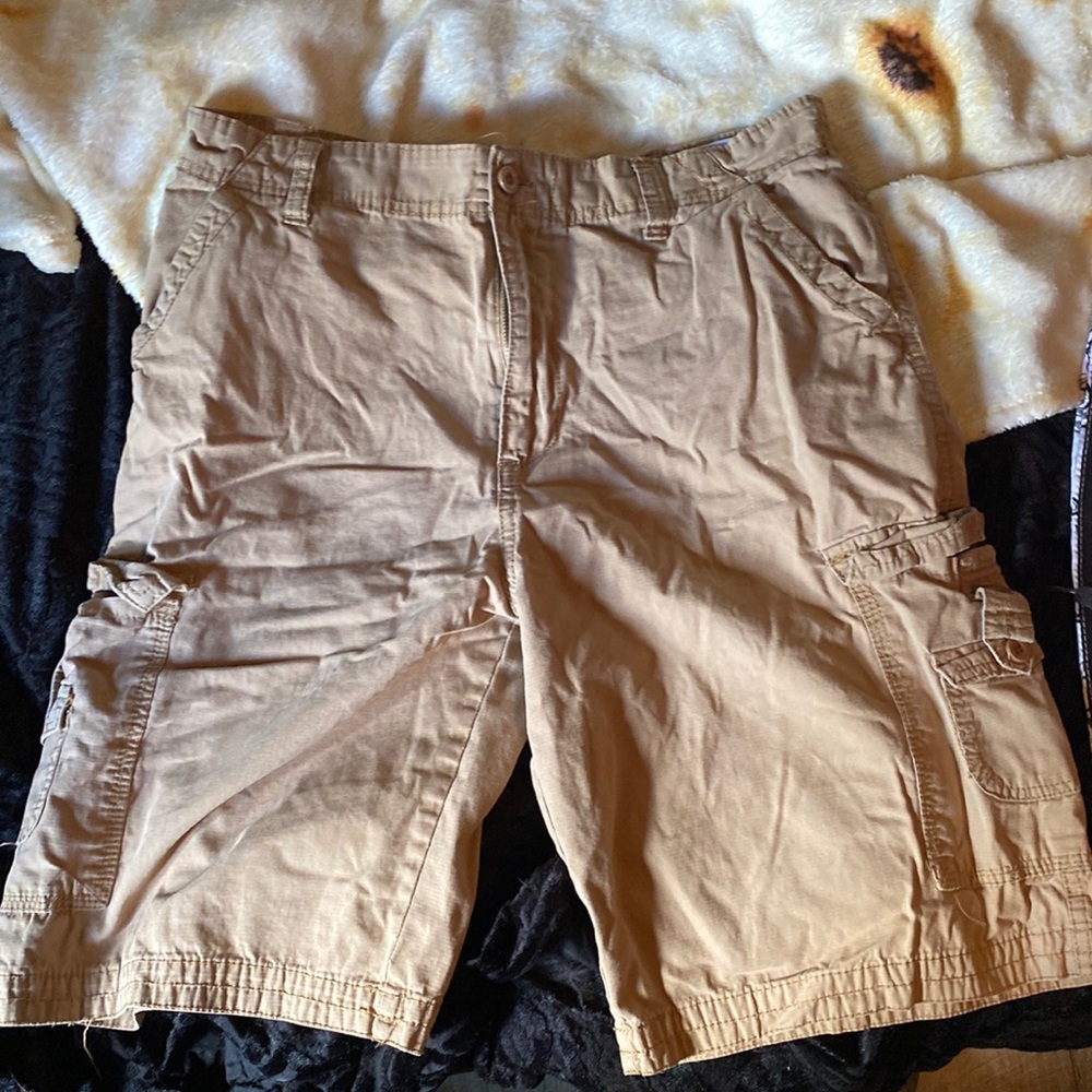 Mens cargo shorts